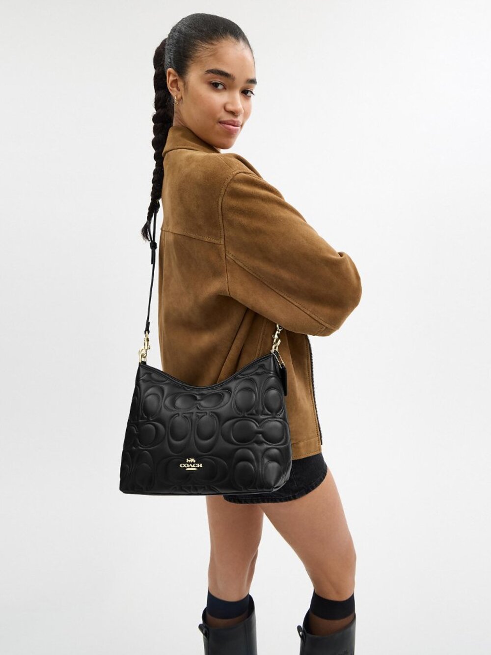 Laurel Shoulder Bag In Signature Leather